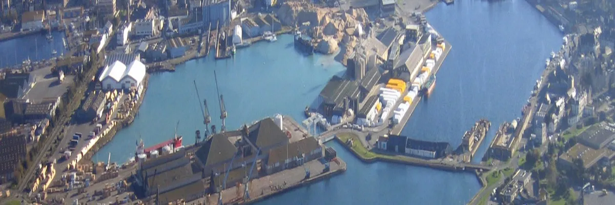 Image Fabricant abri de piscine Ille-et-Vilaine