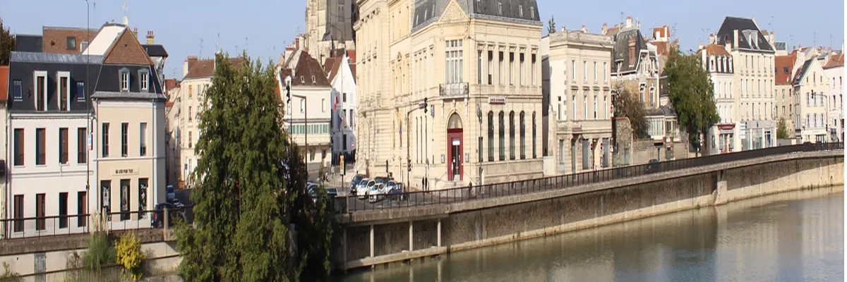 Image Fabricant abri de piscine Meaux