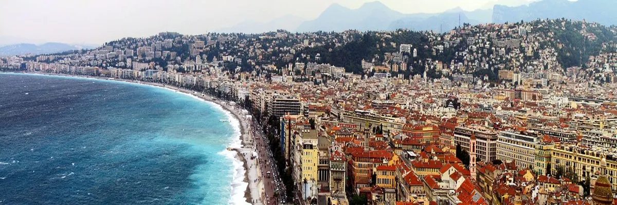 Image Fabricant abri de piscine Nice