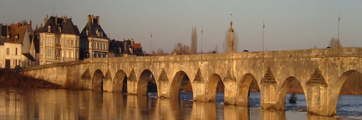 Image Fabricant abri de piscine Nièvre