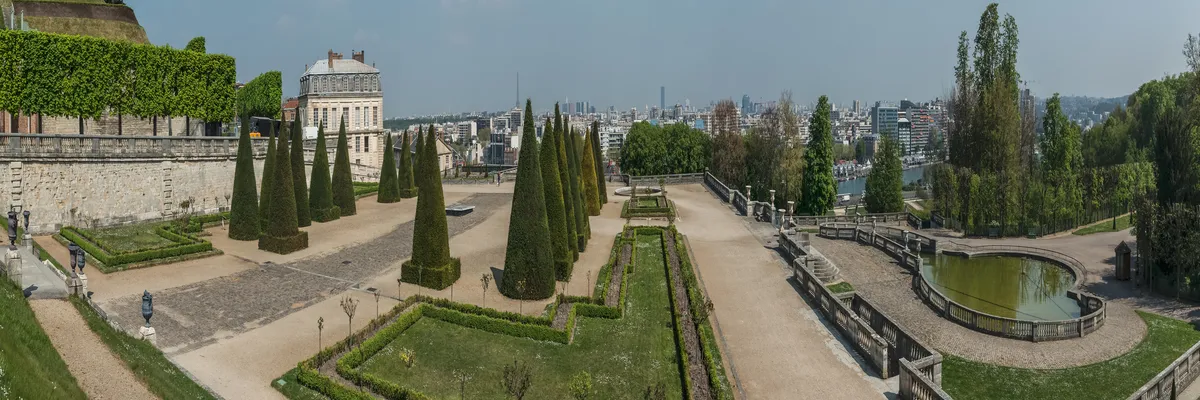 Image Fabricant abri de piscine Saint-Cloud