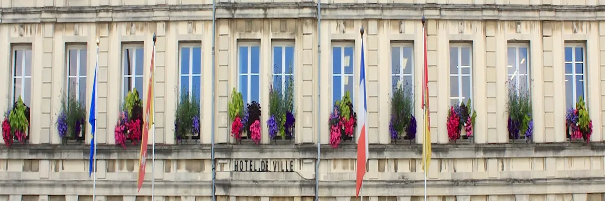 Image Fabricant abri de piscine Vittel